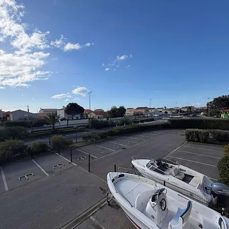 Avec Parking, Vue - 4 Pers. - Fr-1-619-165